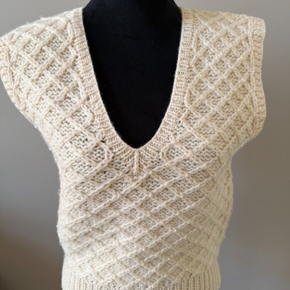 JG Hook Vintage Petite Small Ivory Cable VNeck Beaded Sweater Vest - Picture 3 of 8